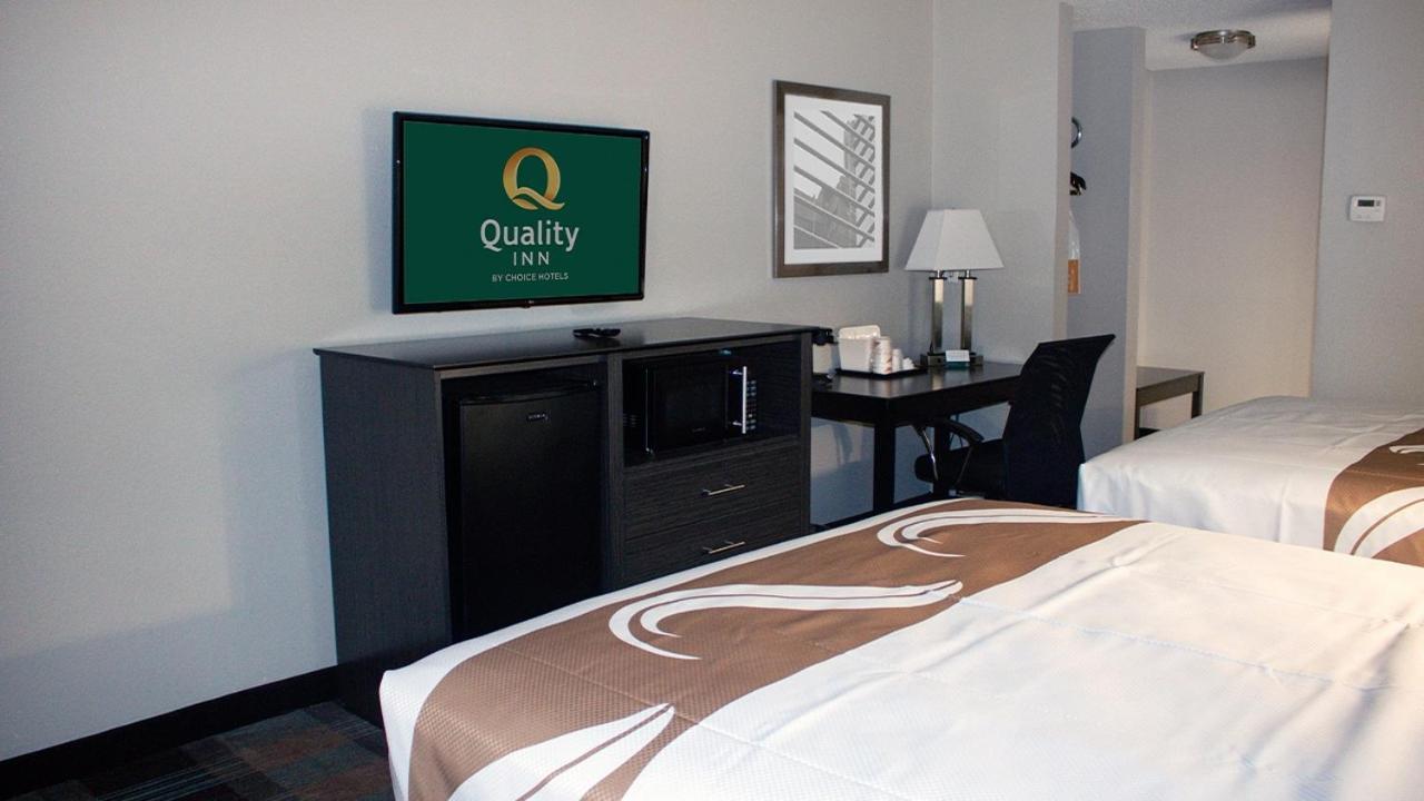 Quality Inn Roseville-Detroit North Kültér fotó